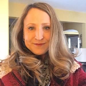 Meet your Posher, Julie